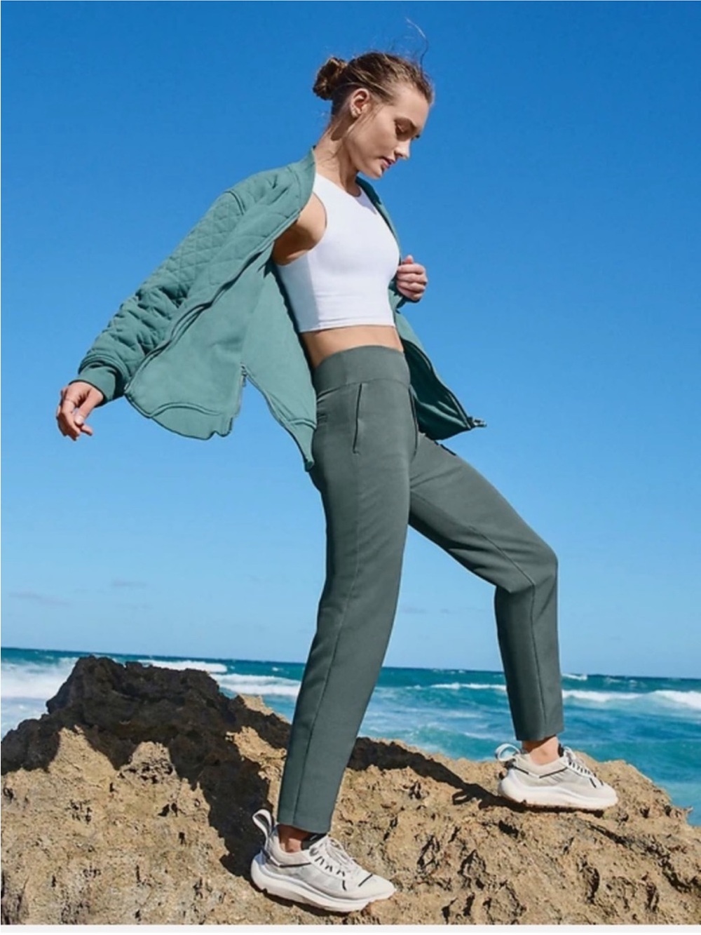 Athleta Endless High Rise Pants Green Gray Size 10P 10 Petite